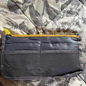Never Used - Gray with Yellow zippers sm organizer